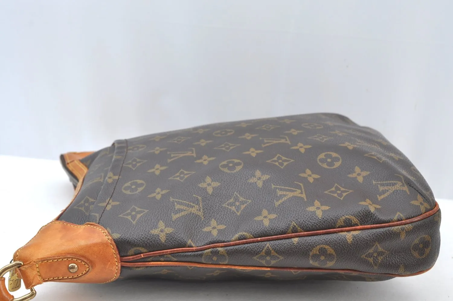 Aut Louis Vuitton Monogram Odeon MM Shoulder Cross Bag M56389 LV Junk J8568