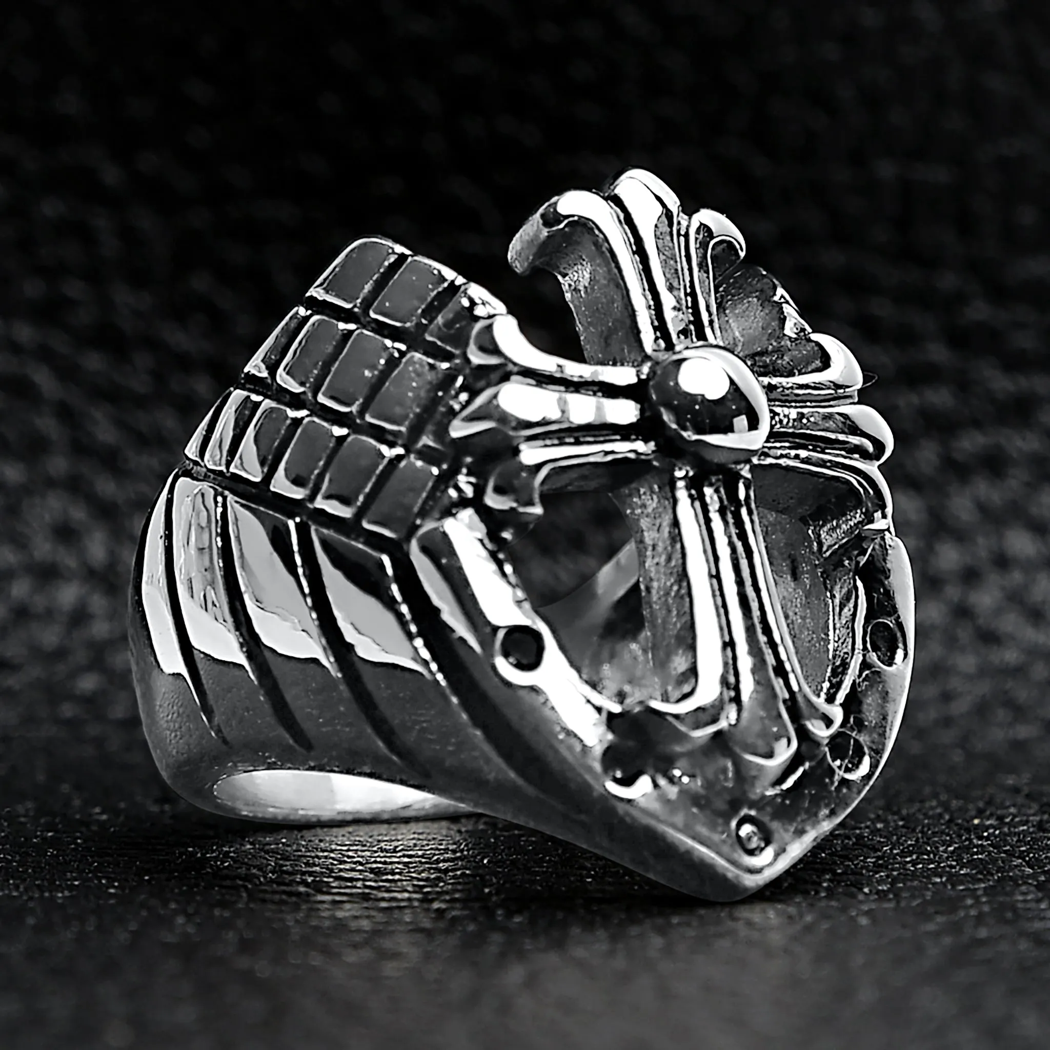 Detailed Cutout Cross Stainless Steel Ring / SCR4018