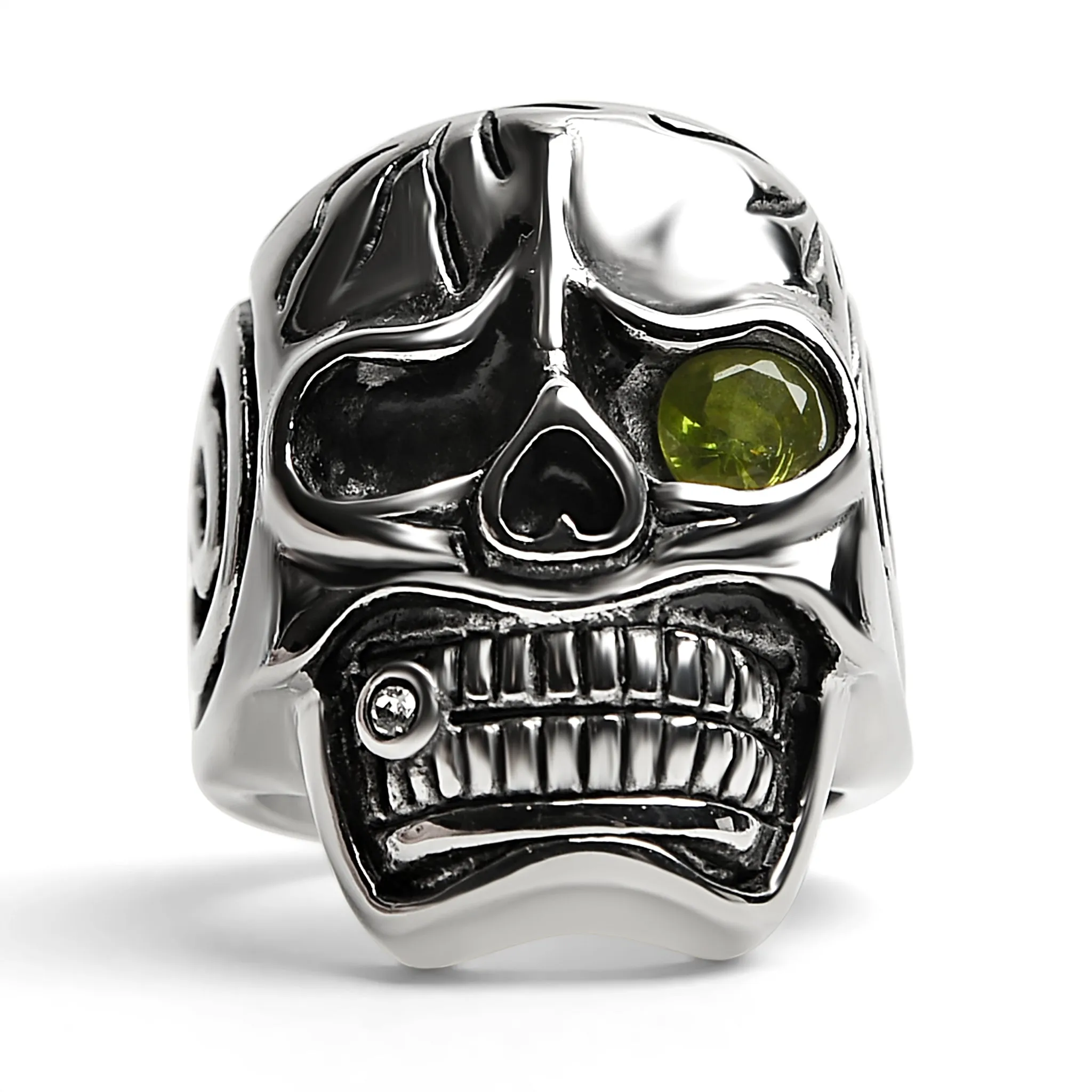 Detailed skull with Green CZ Eye Stone Stainless Steel Ring / SCR4092