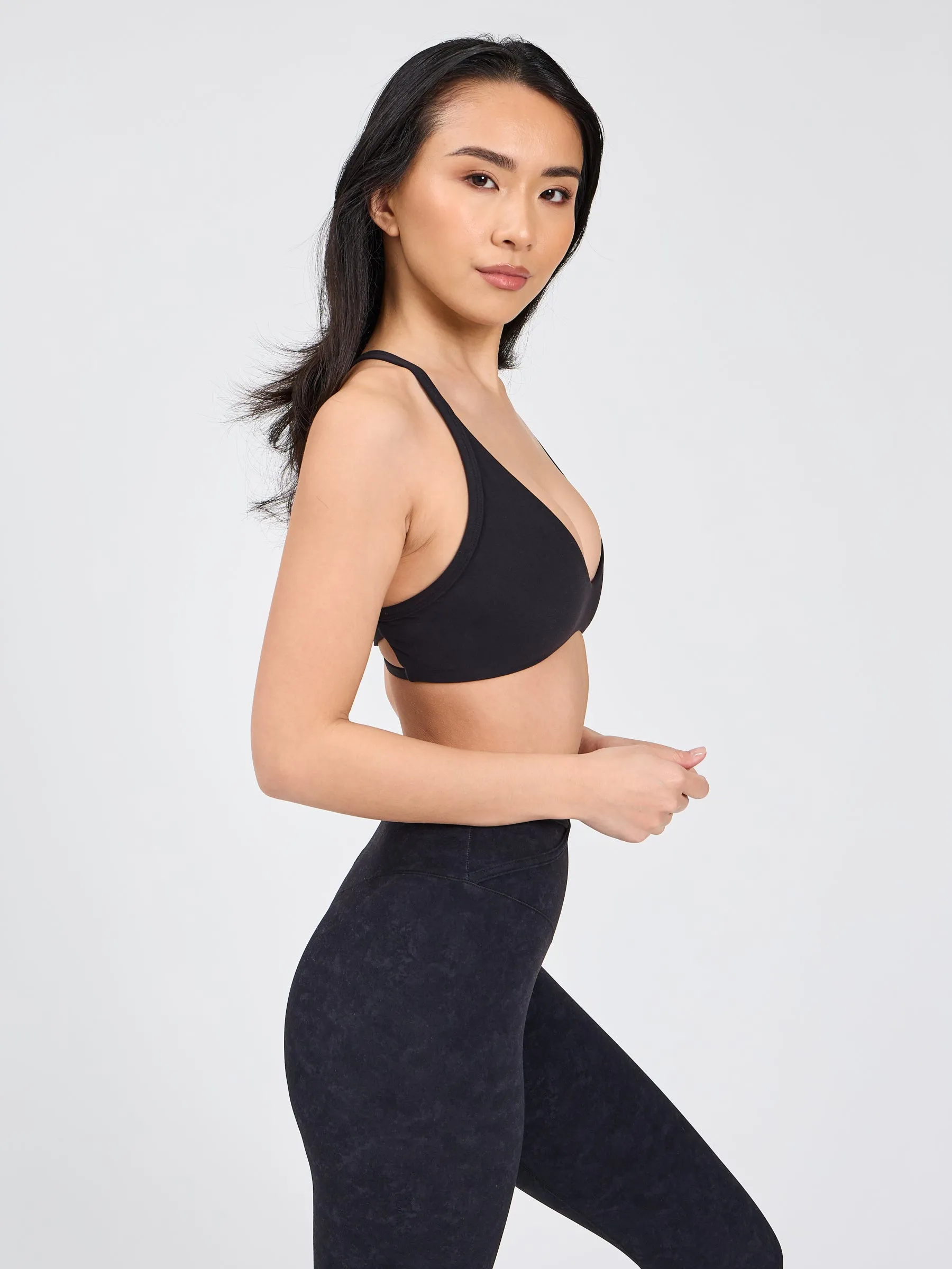 Girlfriend Reversible Sports Bra - Onyx Black and Black Mineral Wash