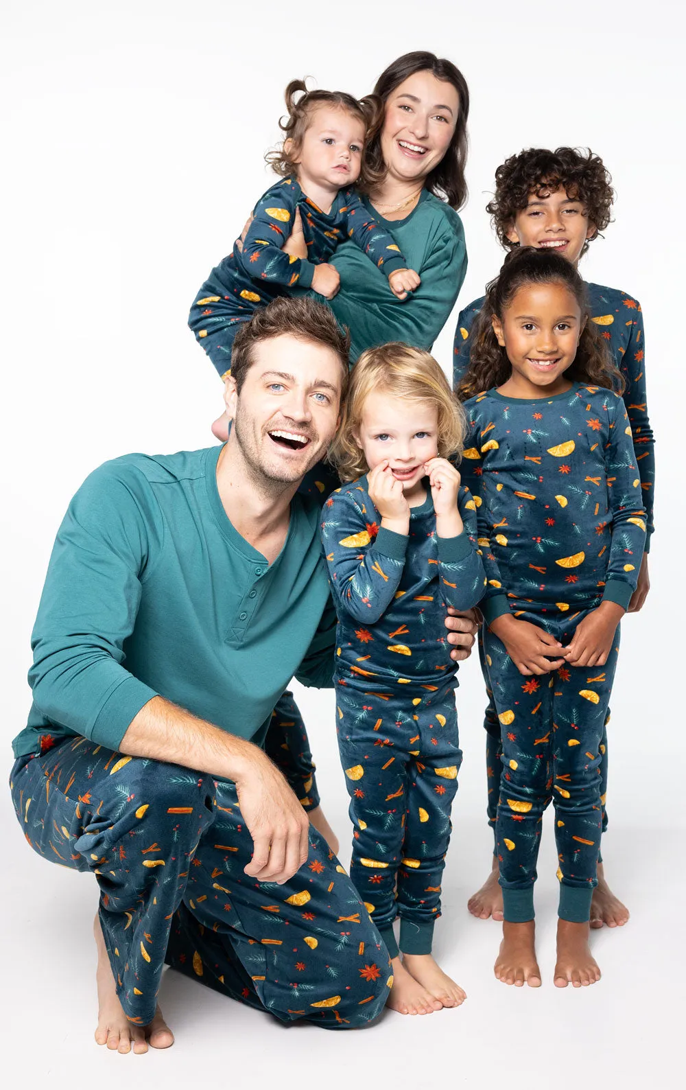 Holiday Garland Pet Pajamas- Family Set