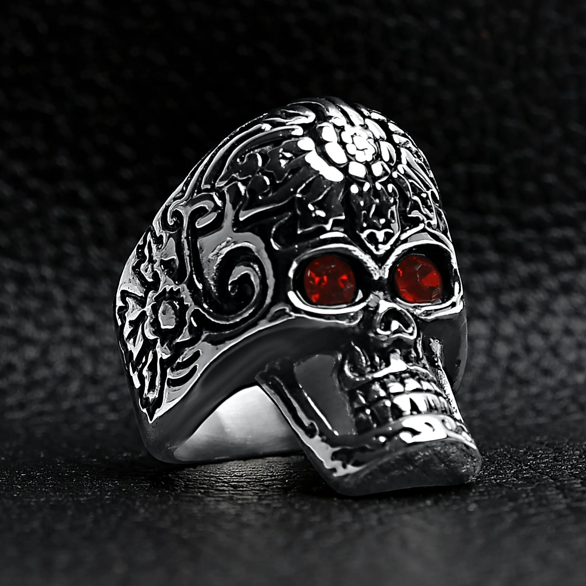 Large Red CZ Eyed Detailed Skull Stainless Steel Ring / SCR4005