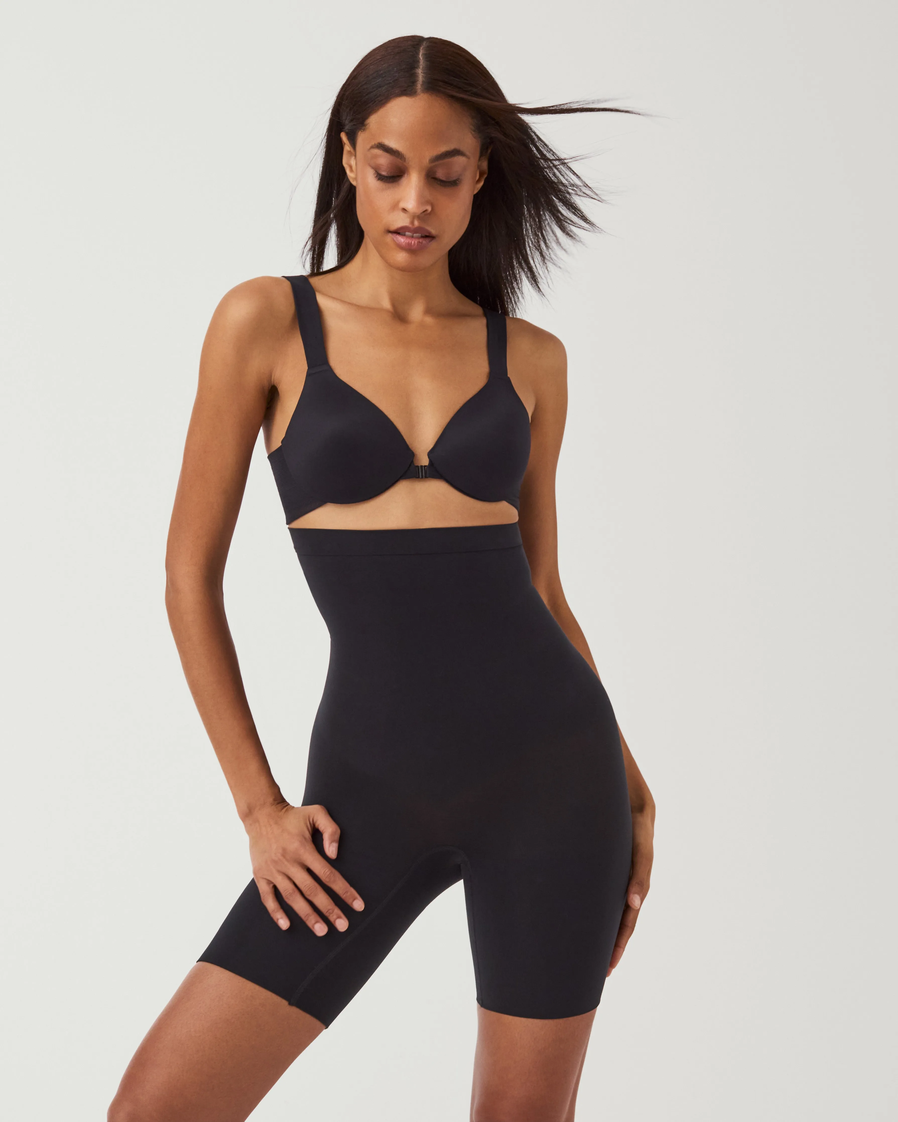 SPANXsculpt Seamless Power High-Waisted Mid-Thigh Short