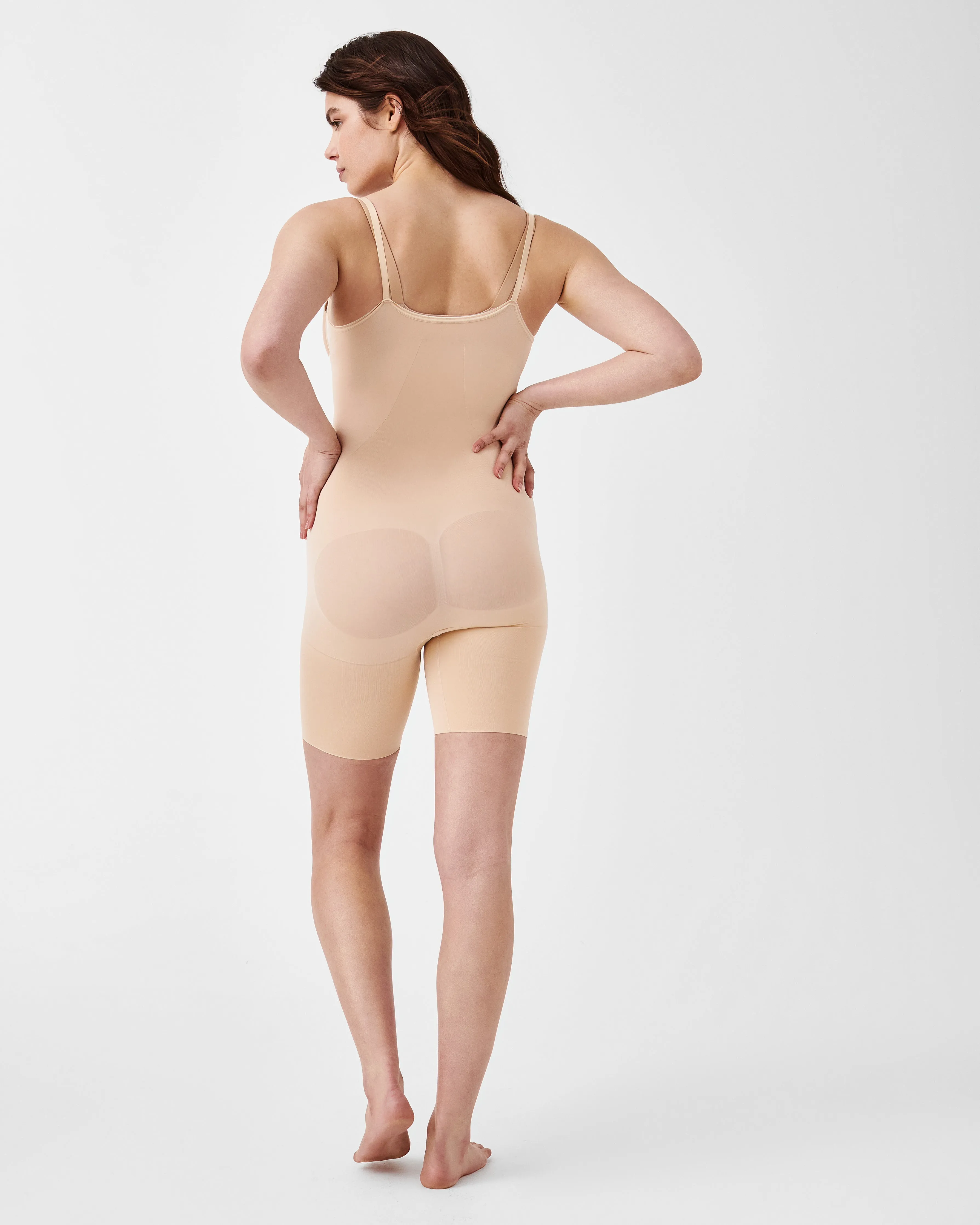 SPANXsculpt Seamless Power Open-Bust Mid-Thigh Bodysuit