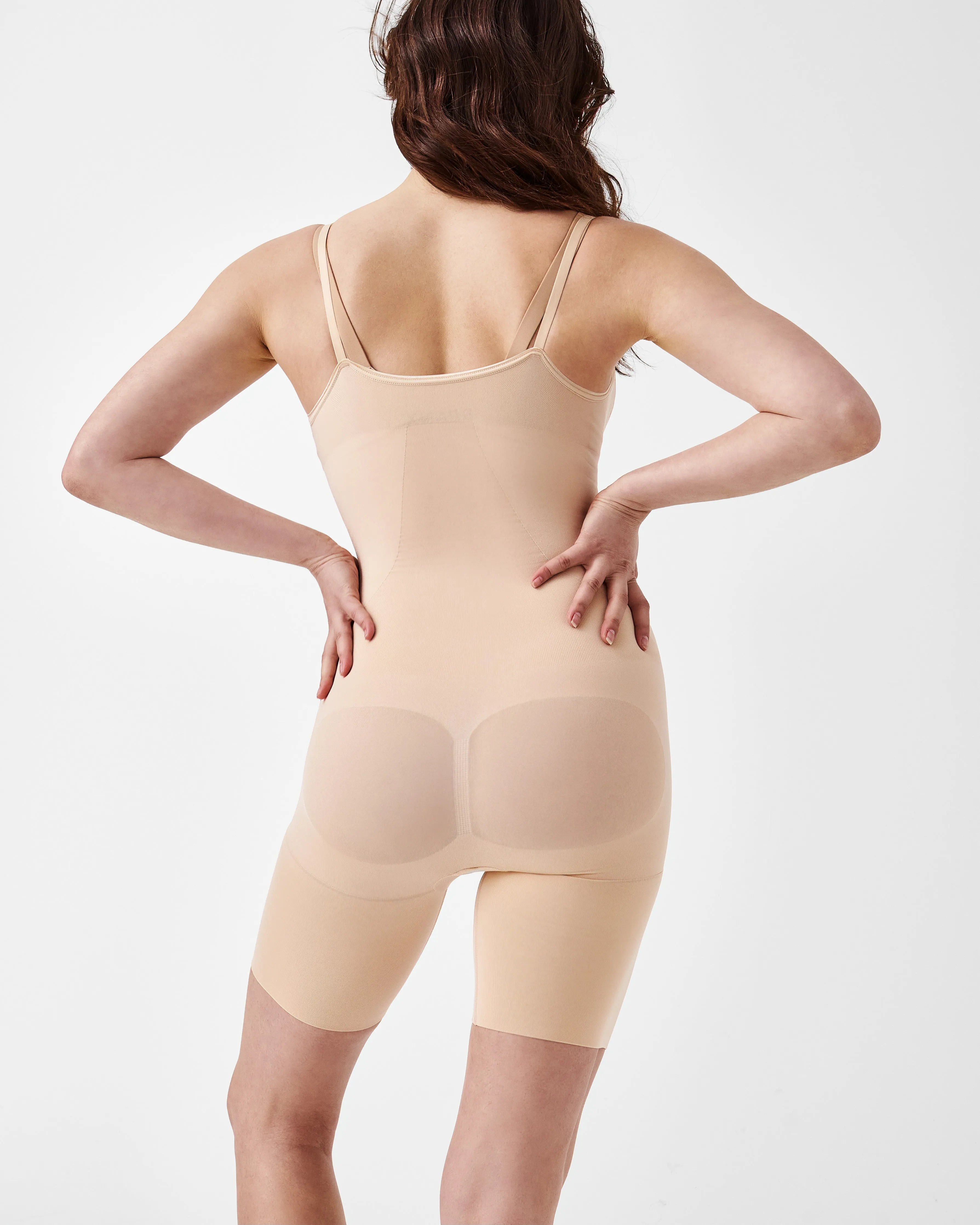 SPANXsculpt Seamless Power Open-Bust Mid-Thigh Bodysuit